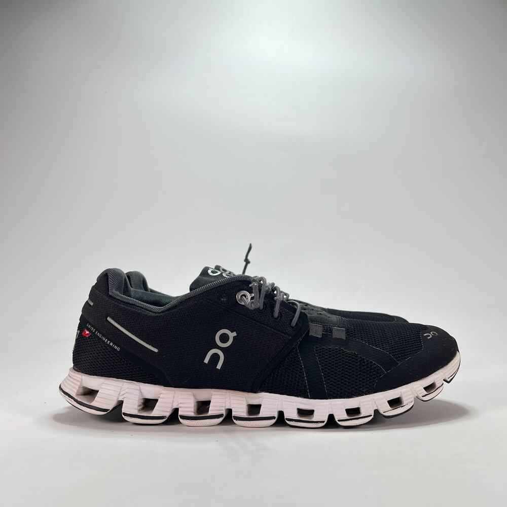 On Cloud 5 Black CloudTec Lightweight Sneakers Running Shoes Women's Size 9.5
